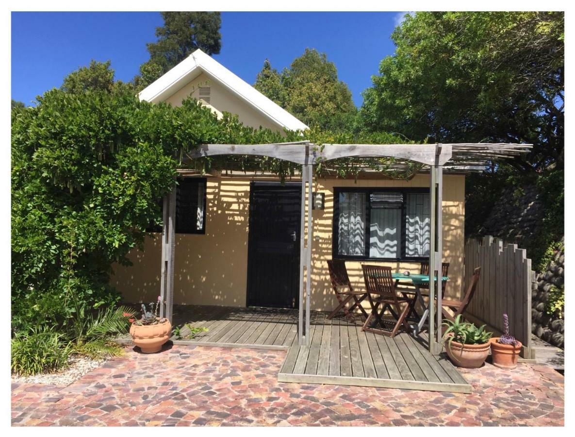 Garden Cottage In Ambiente Guest House Knysna Kültér fotó